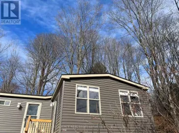 1047 Bonnie Lake Camp Road, Bracebridge, ON P1L1W9, 2 Bedrooms Bedrooms, ,1 BathroomBathrooms,Single Family,For Sale,Bonnie Lake Camp,X7276976