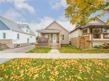 St. Catharines, ON L2M5S7, ,Multi-family,For Sale,H4178466