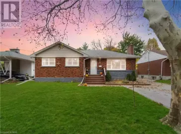 28 HANSON Drive, St. Catharines, ON L2M2W7, 4 Bedrooms Bedrooms, ,2 BathroomsBathrooms,Single Family,For Sale,HANSON,40508482