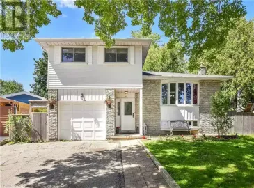 114 QUEENSDALE Crescent, Guelph, ON N1H6W3, 3 Bedrooms Bedrooms, ,2 BathroomsBathrooms,Single Family,For Sale,QUEENSDALE,40509897