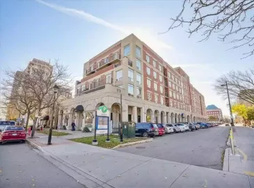 Burlington, ON L7R4J8, 1 Bedroom Bedrooms, ,1 BathroomBathrooms,Single Family,For Sale,H4178840