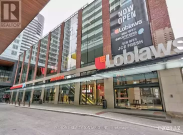 17 Bathurst Street, Toronto, ON M6A2E1, 3 Bedrooms Bedrooms, ,2 BathroomsBathrooms,Single Family,For Lease,Bathurst,C7278750 17 Bathurst Street, Toronto, ON M6A2E1, 3 Bedrooms Bedrooms, ,2 BathroomsBathrooms,Single Family,For Lease,Bathurst,C7278750