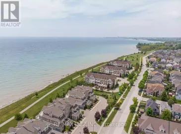 385 Lakebreeze Drive, Clarington, ON L1B1P5, 2 Bedrooms Bedrooms, ,1 BathroomBathrooms,Single Family,For Sale,Lakebreeze,E7278698