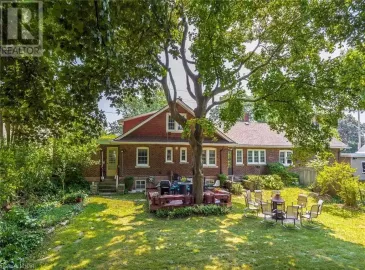 5995 FRANKLIN Avenue, Niagara Falls, ON L2G4Y7, 8 Bedrooms Bedrooms, ,5 BathroomsBathrooms,Single Family,For Sale,FRANKLIN,40510183 5995 FRANKLIN Avenue, Niagara Falls, ON L2G4Y7, 8 Bedrooms Bedrooms, ,5 BathroomsBathrooms,Single Family,For Sale,FRANKLIN,40510183