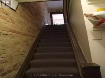 256 Woodbine, Toronto, Ontario M4L3P2, 4 Bedrooms Bedrooms, ,3 BathroomsBathrooms,Single Family,For Sale,Woodbine,E7278996 256 Woodbine, Toronto, Ontario M4L3P2, 4 Bedrooms Bedrooms, ,3 BathroomsBathrooms,Single Family,For Sale,Woodbine,E7278996