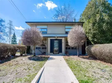 Hamilton, Ontario L8S3M4, 9 Bedrooms Bedrooms, ,5 BathroomsBathrooms,Single Family,For Sale,H4161051