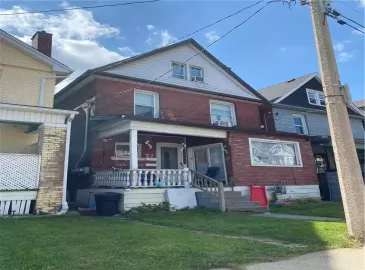 Hamilton, ON L8L1Z3, 6 Bedrooms Bedrooms, ,3 BathroomsBathrooms,Single Family,For Sale,H4174572