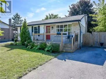 8 GREEMORE Court, St. Catharines, Ontario L2M6H1, 4 Bedrooms Bedrooms, ,2 BathroomsBathrooms,Single Family,For Sale,GREEMORE,40492230