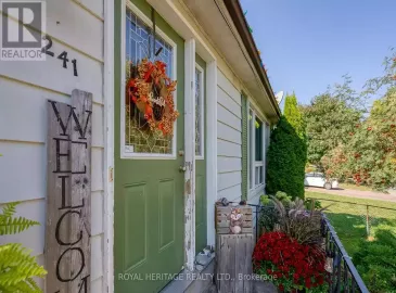 241 Sinclair Street, Cobourg, Ontario K9A2Y3, 5 Bedrooms Bedrooms, ,2 BathroomsBathrooms,Single Family,For Sale,Sinclair,X7038594