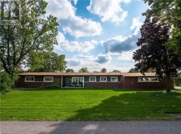 12 CAITHNESS Drive, Welland, Ontario L3C5A7, 4 Bedrooms Bedrooms, ,3 BathroomsBathrooms,Single Family,For Sale,CAITHNESS,40490661