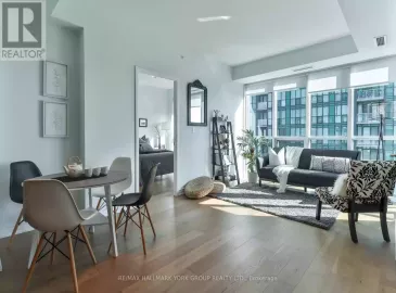 11 Bogert, Toronto, ON M2N0H4, 2 Bedrooms Bedrooms, ,2 BathroomsBathrooms,Single Family,For Sale,Bogert,C7039030