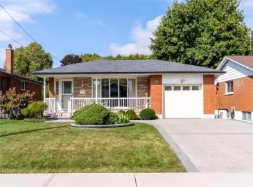 Hamilton, Ontario L9C5N3, 4 Bedrooms Bedrooms, ,2 BathroomsBathrooms,Single Family,For Sale,H4175690 Hamilton, Ontario L9C5N3, 4 Bedrooms Bedrooms, ,2 BathroomsBathrooms,Single Family,For Sale,H4175690