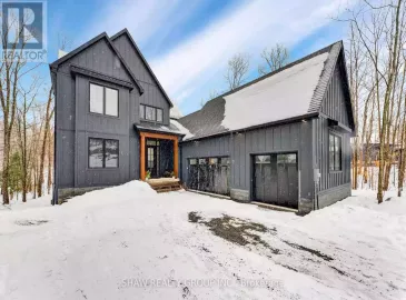 36 Glen Eagle Court, Huntsville, ON P1H1B1, 4 Bedrooms Bedrooms, ,4 BathroomsBathrooms,Single Family,For Sale,Glen Eagle,X7039478