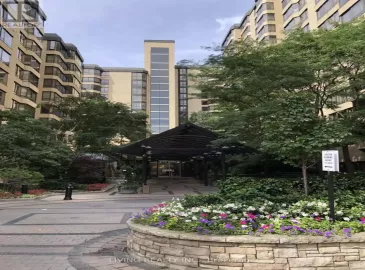 195 St Patrick Street, Toronto, Ontario M5T2Y8, 3 Bedrooms Bedrooms, ,2 BathroomsBathrooms,Single Family,For Sale,St Patrick,C7040826