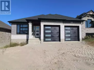 918 13th Street, Hanover, Ontario N4N3B8, 2 Bedrooms Bedrooms, ,2 BathroomsBathrooms,Single Family,For Sale,13th,X7040746