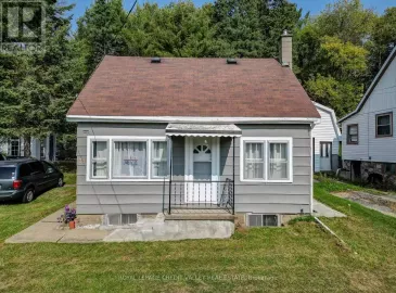 23 Snow Road, Bancroft, ON K0L1C0, 3 Bedrooms Bedrooms, ,2 BathroomsBathrooms,Single Family,For Sale,Snow,X7041066 23 Snow Road, Bancroft, ON K0L1C0, 3 Bedrooms Bedrooms, ,2 BathroomsBathrooms,Single Family,For Sale,Snow,X7041066