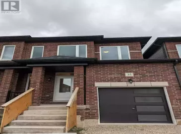 35 Lisa Street, Wasaga Beach, Ontario L9Z0K9, 3 Bedrooms Bedrooms, ,3 BathroomsBathrooms,Single Family,For Lease,Lisa,S7201132