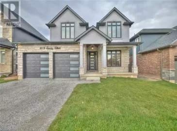 8921 EMILY Boulevard, Niagara Falls, ON L2H3T1, 4 Bedrooms Bedrooms, ,3 BathroomsBathrooms,Single Family,For Sale,EMILY,40505198
