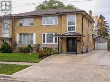 93 Wyndcliff Crescent, Toronto, Ontario M4A2J9, 4 Bedrooms Bedrooms, ,3 BathroomsBathrooms,Single Family,For Sale,Wyndcliff,C7279162