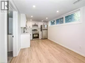 520 FOREST HILL Drive, Kitchener, Ontario N2M4H6, 1 Bedroom Bedrooms, ,1 BathroomBathrooms,Single Family,For Lease,FOREST HILL,40509925