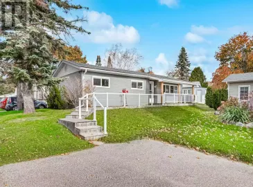 2 Trefoil Drive, Innisfil, Ontario L9S1P3, 2 Bedrooms Bedrooms, ,1 BathroomBathrooms,Single Family,For Sale,Trefoil,N7279460 2 Trefoil Drive, Innisfil, Ontario L9S1P3, 2 Bedrooms Bedrooms, ,1 BathroomBathrooms,Single Family,For Sale,Trefoil,N7279460