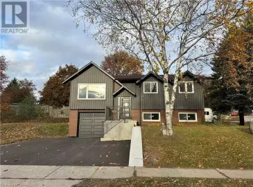107 STIRLING MACGREGOR Drive, Cambridge, ON N1S4R3, 3 Bedrooms Bedrooms, ,1 BathroomBathrooms,Single Family,For Lease,STIRLING MACGREGOR,40509462 107 STIRLING MACGREGOR Drive, Cambridge, ON N1S4R3, 3 Bedrooms Bedrooms, ,1 BathroomBathrooms,Single Family,For Lease,STIRLING MACGREGOR,40509462