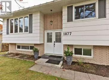 1877 River Road, Wasaga Beach, ON L9Z1L1, 4 Bedrooms Bedrooms, ,2 BathroomsBathrooms,Single Family,For Sale,River,S7280430 1877 River Road, Wasaga Beach, ON L9Z1L1, 4 Bedrooms Bedrooms, ,2 BathroomsBathrooms,Single Family,For Sale,River,S7280430