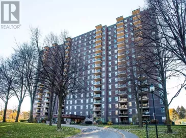 966 Inverhouse Drive, Mississauga, Ontario L5J4B6, 3 Bedrooms Bedrooms, ,2 BathroomsBathrooms,Single Family,For Lease,Inverhouse,W7280342