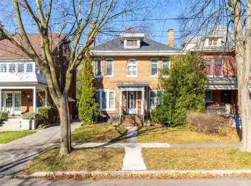 Brantford, ON N3S4P6, 4 Bedrooms Bedrooms, ,3 BathroomsBathrooms,Single Family,For Sale,H4179457 Brantford, ON N3S4P6, 4 Bedrooms Bedrooms, ,3 BathroomsBathrooms,Single Family,For Sale,H4179457