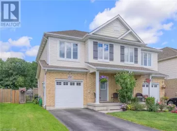 8797 SILVERSTAR Court, Niagara Falls, ON L2H0B1, 3 Bedrooms Bedrooms, ,2 BathroomsBathrooms,Single Family,For Sale,SILVERSTAR,40475497 8797 SILVERSTAR Court, Niagara Falls, ON L2H0B1, 3 Bedrooms Bedrooms, ,2 BathroomsBathrooms,Single Family,For Sale,SILVERSTAR,40475497