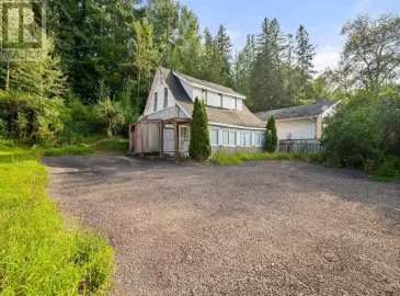 9 Monck Street, Bancroft, Ontario K0L1C0, 3 Bedrooms Bedrooms, ,2 BathroomsBathrooms,Single Family,For Sale,Monck,X6800048 9 Monck Street, Bancroft, Ontario K0L1C0, 3 Bedrooms Bedrooms, ,2 BathroomsBathrooms,Single Family,For Sale,Monck,X6800048