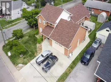 242 Aqueduct Street, Welland, Ontario L3C1C4, 3 Bedrooms Bedrooms, ,4 BathroomsBathrooms,Single Family,For Sale,Aqueduct,X6804176 242 Aqueduct Street, Welland, Ontario L3C1C4, 3 Bedrooms Bedrooms, ,4 BathroomsBathrooms,Single Family,For Sale,Aqueduct,X6804176