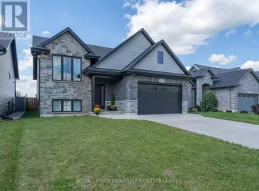 443 Oozloffsky Street, Petrolia, ON N0N1R0, 5 Bedrooms Bedrooms, ,3 BathroomsBathrooms,Single Family,For Sale,Oozloffsky,X7010218
