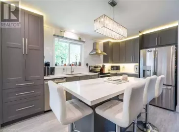 1143 PELHAM Road, St. Catharines, ON L2R6P7, 3 Bedrooms Bedrooms, ,2 BathroomsBathrooms,Single Family,For Sale,PELHAM,40493123