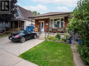 119 Avondale Street, Hamilton, ON L8L7B9, 4 Bedrooms Bedrooms, ,1 BathroomBathrooms,Single Family,For Lease,Avondale,X7045384 119 Avondale Street, Hamilton, ON L8L7B9, 4 Bedrooms Bedrooms, ,1 BathroomBathrooms,Single Family,For Lease,Avondale,X7045384