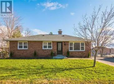 79 Simcoe Road, Bradford West Gwillimbury, Ontario L0G1B0, 4 Bedrooms Bedrooms, ,2 BathroomsBathrooms,Single Family,For Sale,Simcoe,N7282134