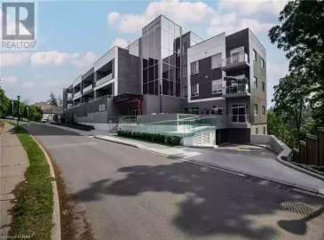 77 YATES Street, St. Catharines, ON L2R5R7, 2 Bedrooms Bedrooms, ,3 BathroomsBathrooms,Single Family,For Sale,YATES,40511006 77 YATES Street, St. Catharines, ON L2R5R7, 2 Bedrooms Bedrooms, ,3 BathroomsBathrooms,Single Family,For Sale,YATES,40511006