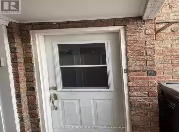 447 Fendalton Street, Mississauga, Ontario L5B2L8, 1 Bedroom Bedrooms, ,1 BathroomBathrooms,Single Family,For Lease,Fendalton,W7285176