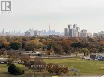 511 The West Mall, Toronto, Ontario M9C1G5, 4 Bedrooms Bedrooms, ,2 BathroomsBathrooms,Single Family,For Sale,The West Mall,W7285510