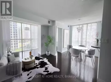 285 Enfield Place, Mississauga, Ontario L5B3Y6, 3 Bedrooms Bedrooms, ,2 BathroomsBathrooms,Single Family,For Sale,Enfield,W7285756