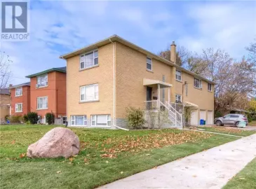 230 SHERWOOD Avenue, Kitchener, Ontario N2B1K3, 8 Bedrooms Bedrooms, ,4 BathroomsBathrooms,Multi-family,For Sale,SHERWOOD,40511366