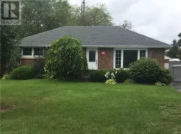 41 LINWOOD Drive, Welland, Ontario L3C2B5, 5 Bedrooms Bedrooms, ,2 BathroomsBathrooms,Single Family,For Sale,LINWOOD,40469130 41 LINWOOD Drive, Welland, Ontario L3C2B5, 5 Bedrooms Bedrooms, ,2 BathroomsBathrooms,Single Family,For Sale,LINWOOD,40469130