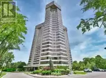 1300 Bloor St Street, Mississauga, ON L4Y3Z2, 2 Bedrooms Bedrooms, ,2 BathroomsBathrooms,Single Family,For Lease,Bloor St,W6774528