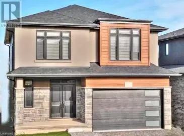 17 SAMUEL Avenue, Fonthill, ON L0S1E6, 4 Bedrooms Bedrooms, ,3 BathroomsBathrooms,Single Family,For Sale,SAMUEL,40475415