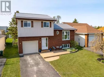 12 First, Prince Edward County, ON K0K3L0, 3 Bedrooms Bedrooms, ,3 BathroomsBathrooms,Single Family,For Sale,First,X6789538