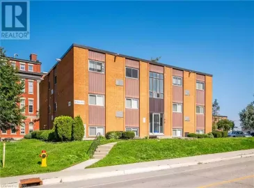 96 DUKE Street, Kitchener, ON N2H3W8, 17 Bedrooms Bedrooms, ,17 BathroomsBathrooms,Multi-family,For Sale,DUKE,40485264 96 DUKE Street, Kitchener, ON N2H3W8, 17 Bedrooms Bedrooms, ,17 BathroomsBathrooms,Multi-family,For Sale,DUKE,40485264