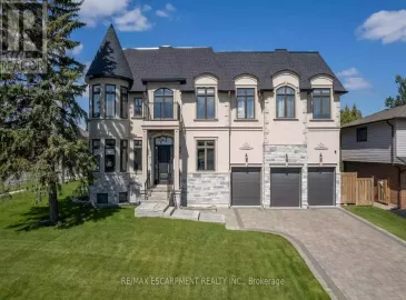 9737 Bathurst Street, Richmond Hill, Ontario L4C3X5, 6 Bedrooms Bedrooms, ,7 BathroomsBathrooms,Single Family,For Sale,Bathurst,N7009882 9737 Bathurst Street, Richmond Hill, Ontario L4C3X5, 6 Bedrooms Bedrooms, ,7 BathroomsBathrooms,Single Family,For Sale,Bathurst,N7009882