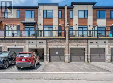 590 North Service Road, Hamilton, Ontario L8E0K5, 2 Bedrooms Bedrooms, ,3 BathroomsBathrooms,Single Family,For Sale,North Service,X7012226