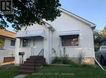 210 Lake Street, St. Catharines, ON L2R5Z1, 2 Bedrooms Bedrooms, ,1 BathroomBathrooms,Single Family,For Sale,Lake,X7012562