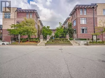 8169 Kipling, Vaughan, Ontario L4L0G4, 2 Bedrooms Bedrooms, ,2 BathroomsBathrooms,Single Family,For Sale,Kipling,N7014078